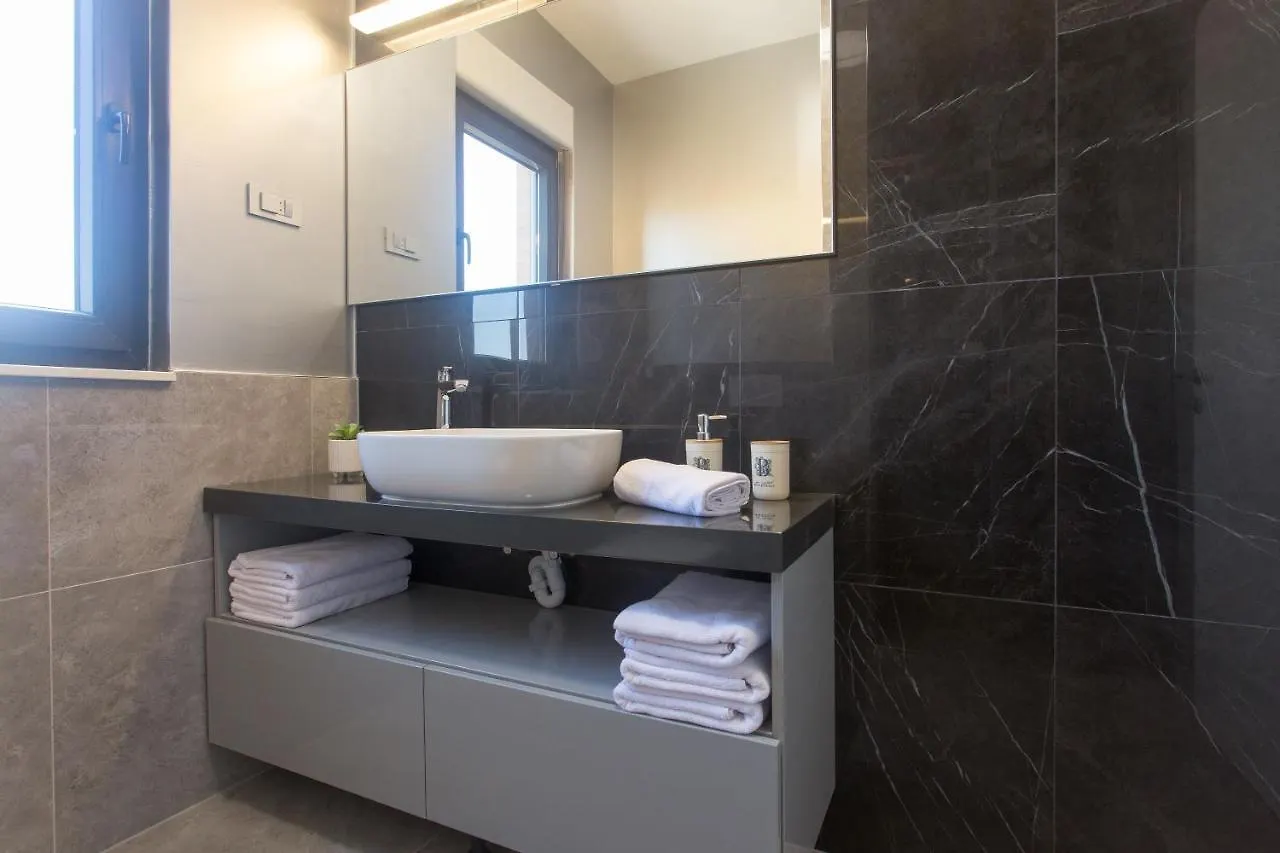 Lägenhet Beachfront House Olbia With Private Parking Trogir