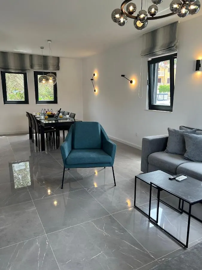 Beachfront House Olbia With Private Parking Trogir 0*,